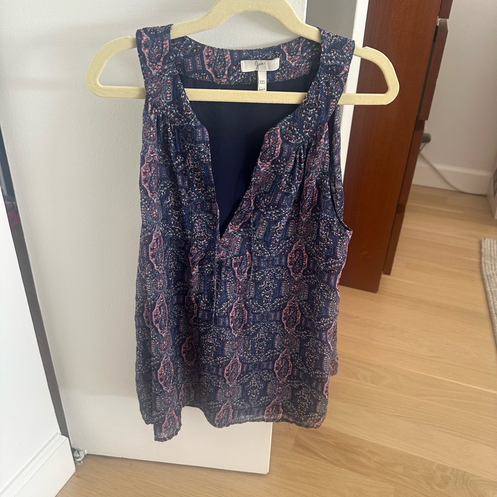 JOIE silk sleeveless blouse with delicate ties size XXS/XS.